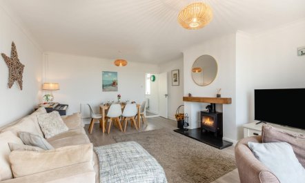 2 Bed in Coulderton Beach