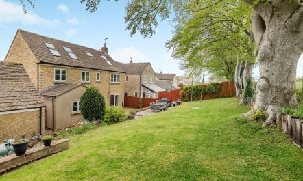 4 Bed in Northleach