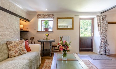 1 Bed in George Nympton 3