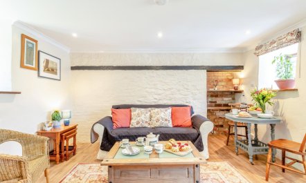 1 Bed in George Nympton 2