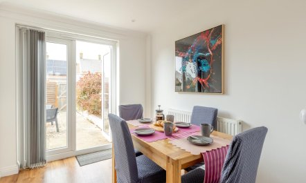 2 Bed in Bridport 4