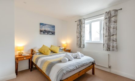 2 Bed in Bridport 5