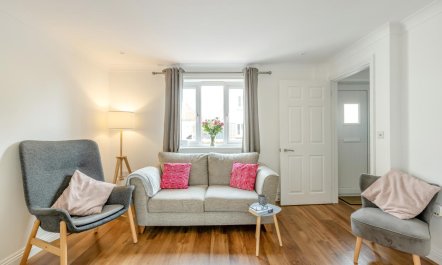 2 Bed in Bridport