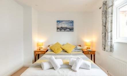 2 Bed in Bridport 6