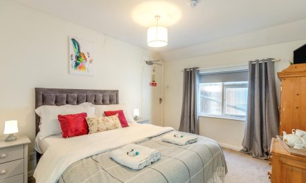 3 Bed in Corby Glen 9