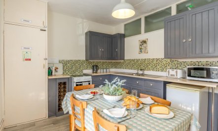 3 Bed in Corby Glen 2