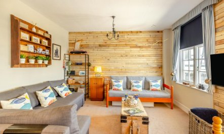 1 Bed in West Bay 2