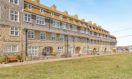1 Bed in West Bay