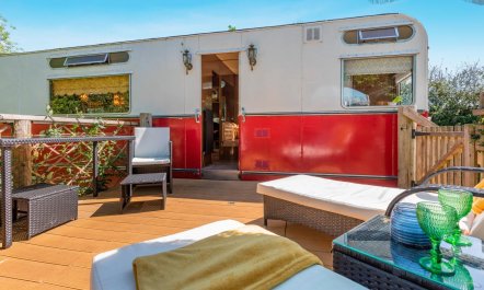 1 Bed in Monkokehampton 1