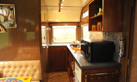 1 Bed in Monkokehampton 6