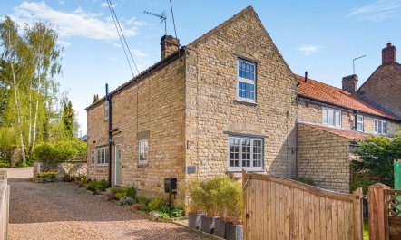 3 Bed in Middleton