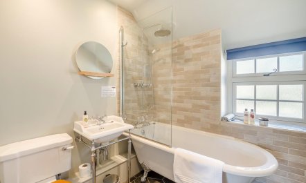 3 Bed in Middleton 5
