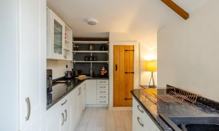 3 Bed in Henstridge 7
