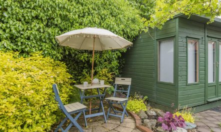 3 Bed in Henstridge 1