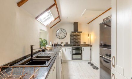 3 Bed in Henstridge 8