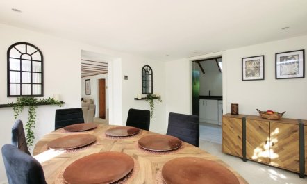3 Bed in Henstridge 1