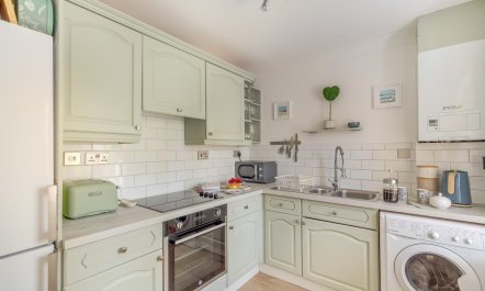 2 Bed in Padstow 9