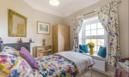 4 Bed in Bacton 9