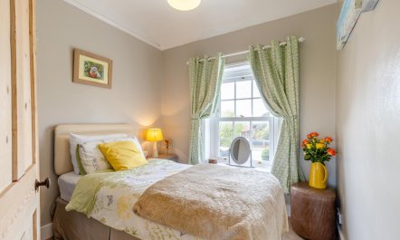 4 Bed in Bacton 5