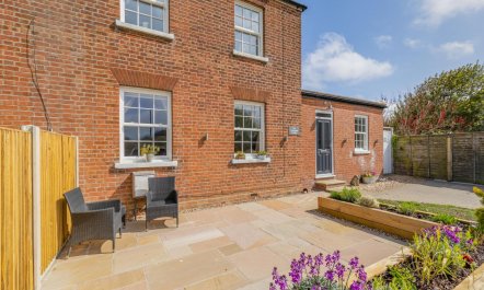 4 Bed in Bacton 7
