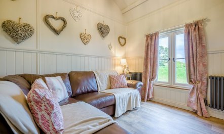 1 Bed in Near Boscastle 1
