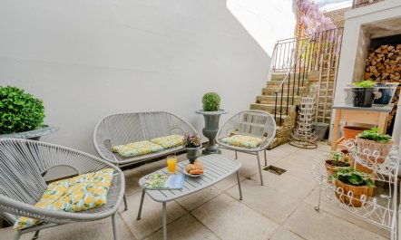 1 Bed in Cheltenham 0