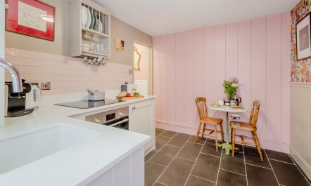 1 Bed in Cheltenham 9