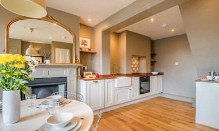 2 Bed in Marlborough 2