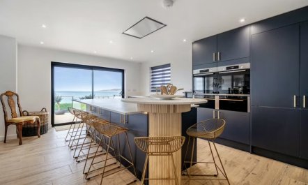 4 Bed in Appledore