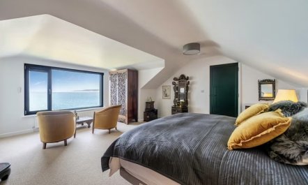 4 Bed in Appledore 4