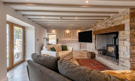 7 Bed in Nenthead 8