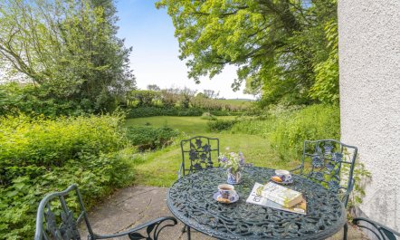 2 Bed in New Radnor 1