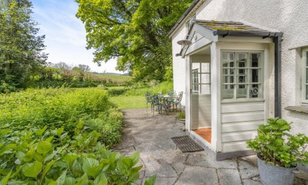 2 Bed in New Radnor 3