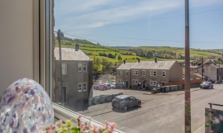 2 Bed in Holmbridge 9