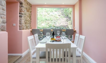 3 Bed in Coupland Beck 8
