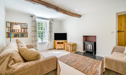 3 Bed in Coupland Beck 2