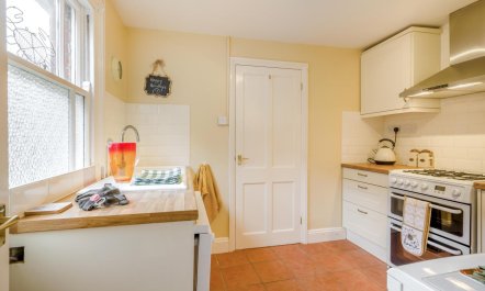 2 Bed in Overstrand 6