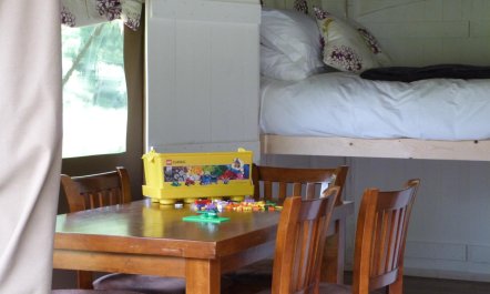 3 Bed in Newcastle Emlyn 3
