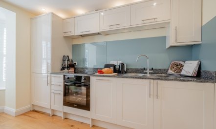 1 Bed in Looe 4