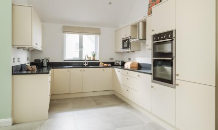 4 Bed in Trebetherick 6