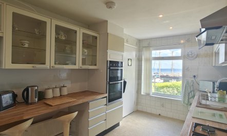 3 Bed in Saundersfoot 8