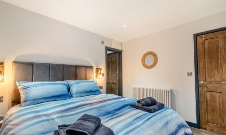 2 Bed in Tenby 4
