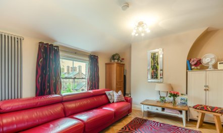 3 Bed in Chester 1