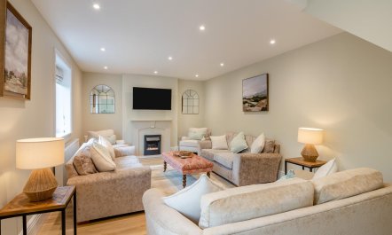 5 Bed in Rudston 8