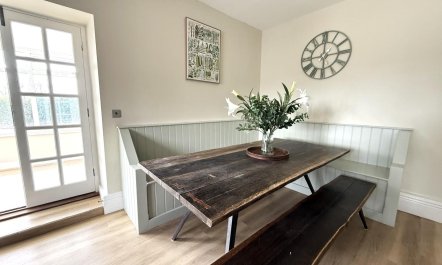 5 Bed in Rudston 8