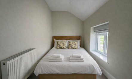 5 Bed in Rudston 5