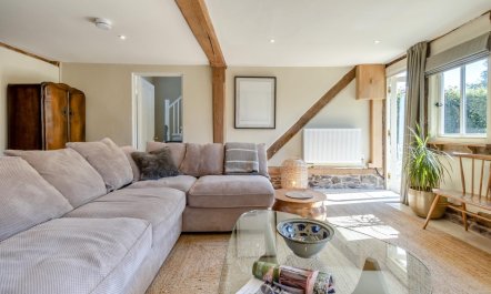 1 Bed in Stoke Prior 6