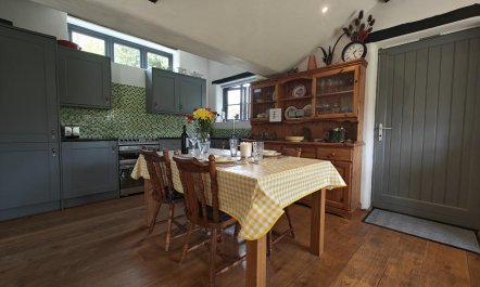 1 Bed in Tedburn St. Mary 5