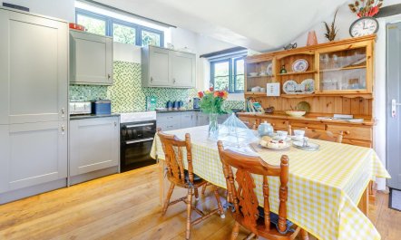 1 Bed in Tedburn St. Mary 5