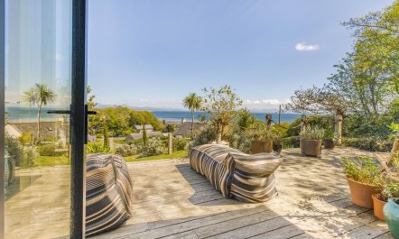 5 Bed in Llanbedrog